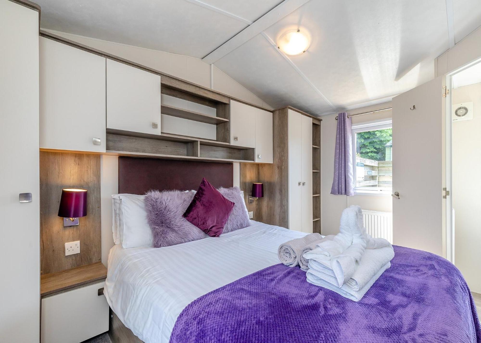 Longnor Wood Holiday Park エクステリア 写真