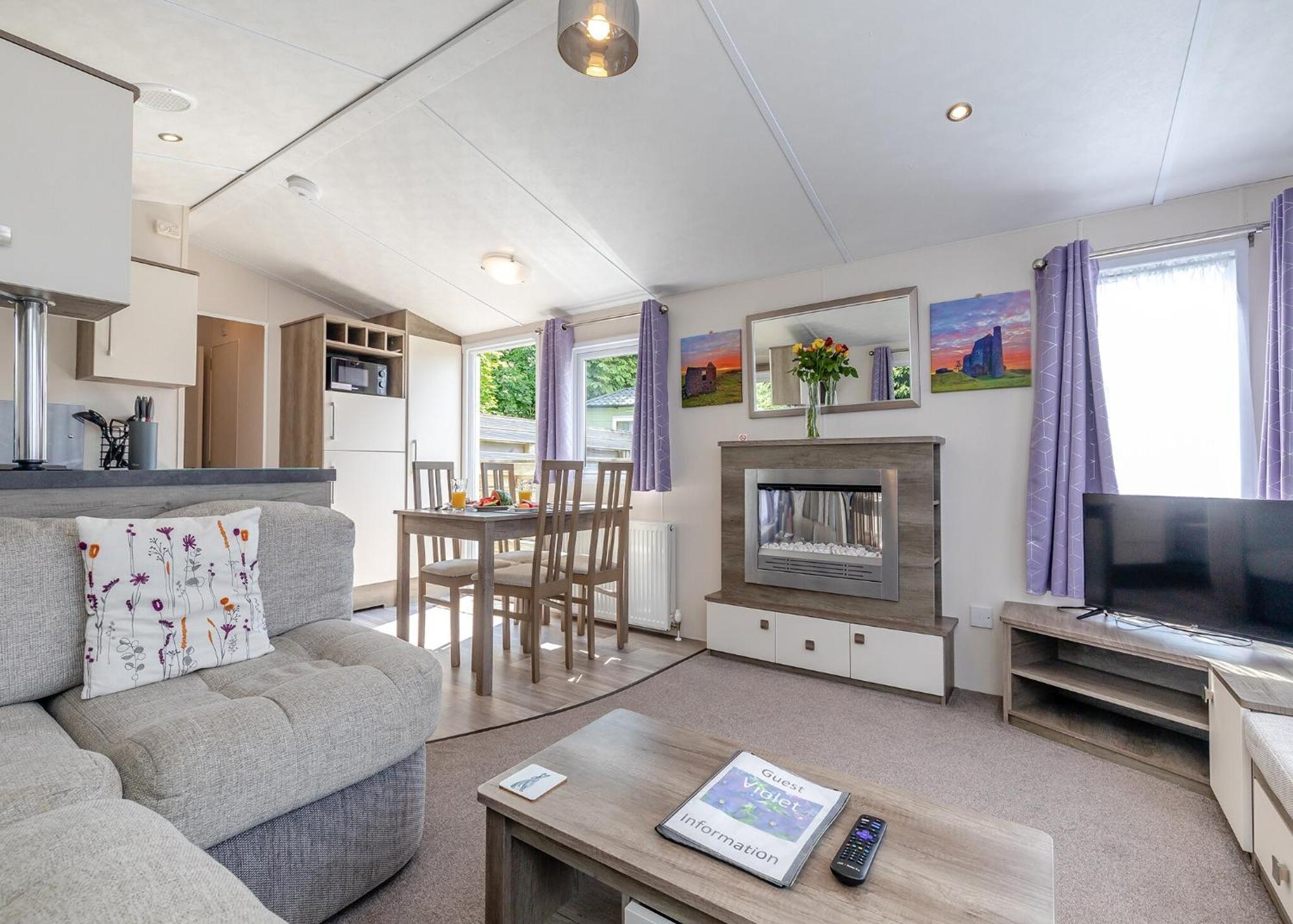 Longnor Wood Holiday Park エクステリア 写真