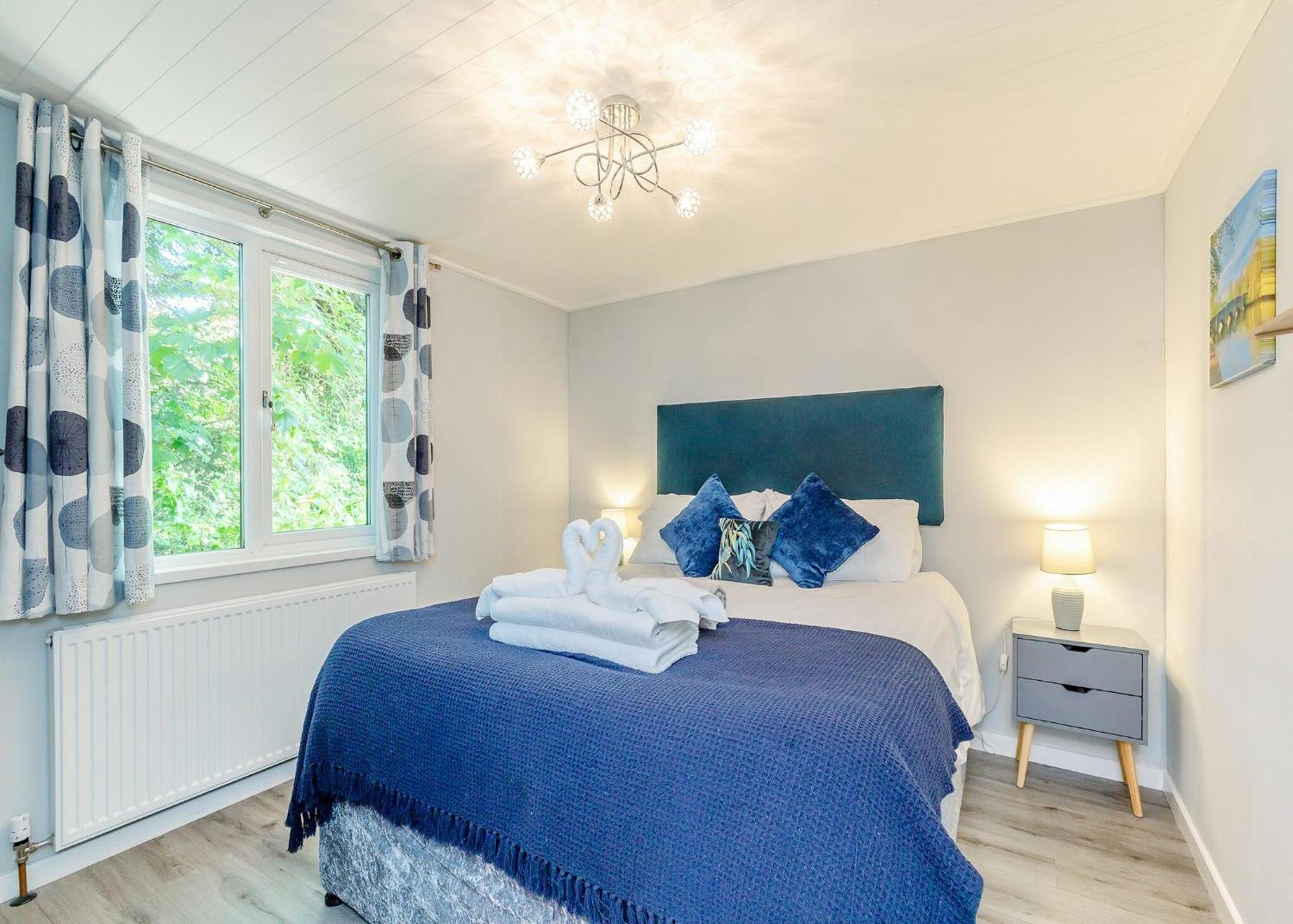 Longnor Wood Holiday Park エクステリア 写真