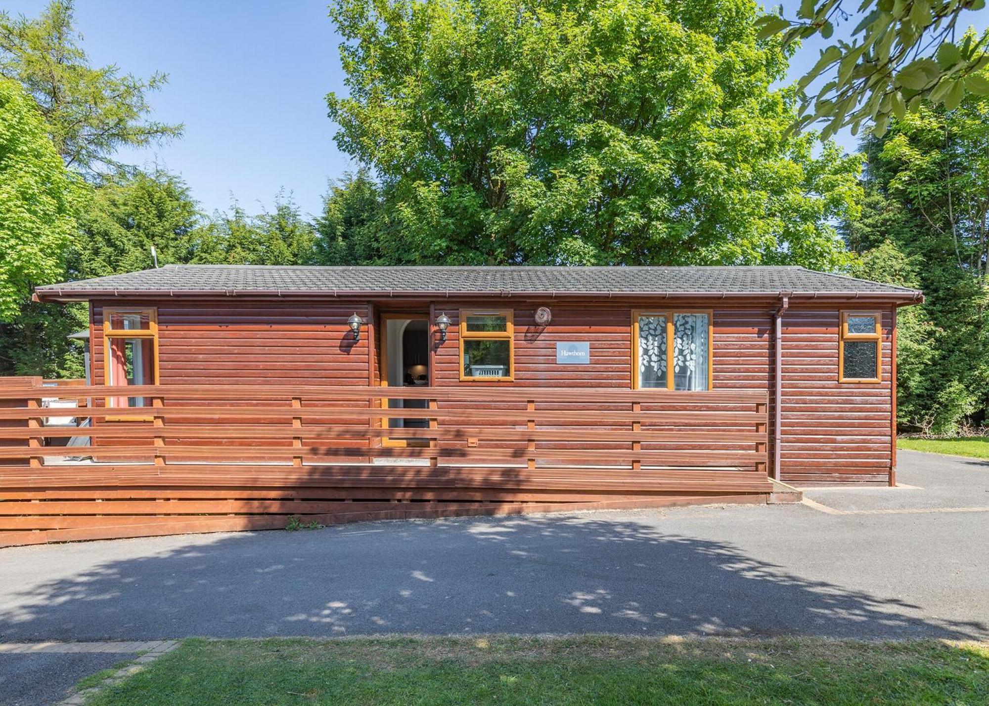 Longnor Wood Holiday Park エクステリア 写真